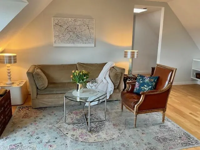 Charmante Penthouse Apartment *